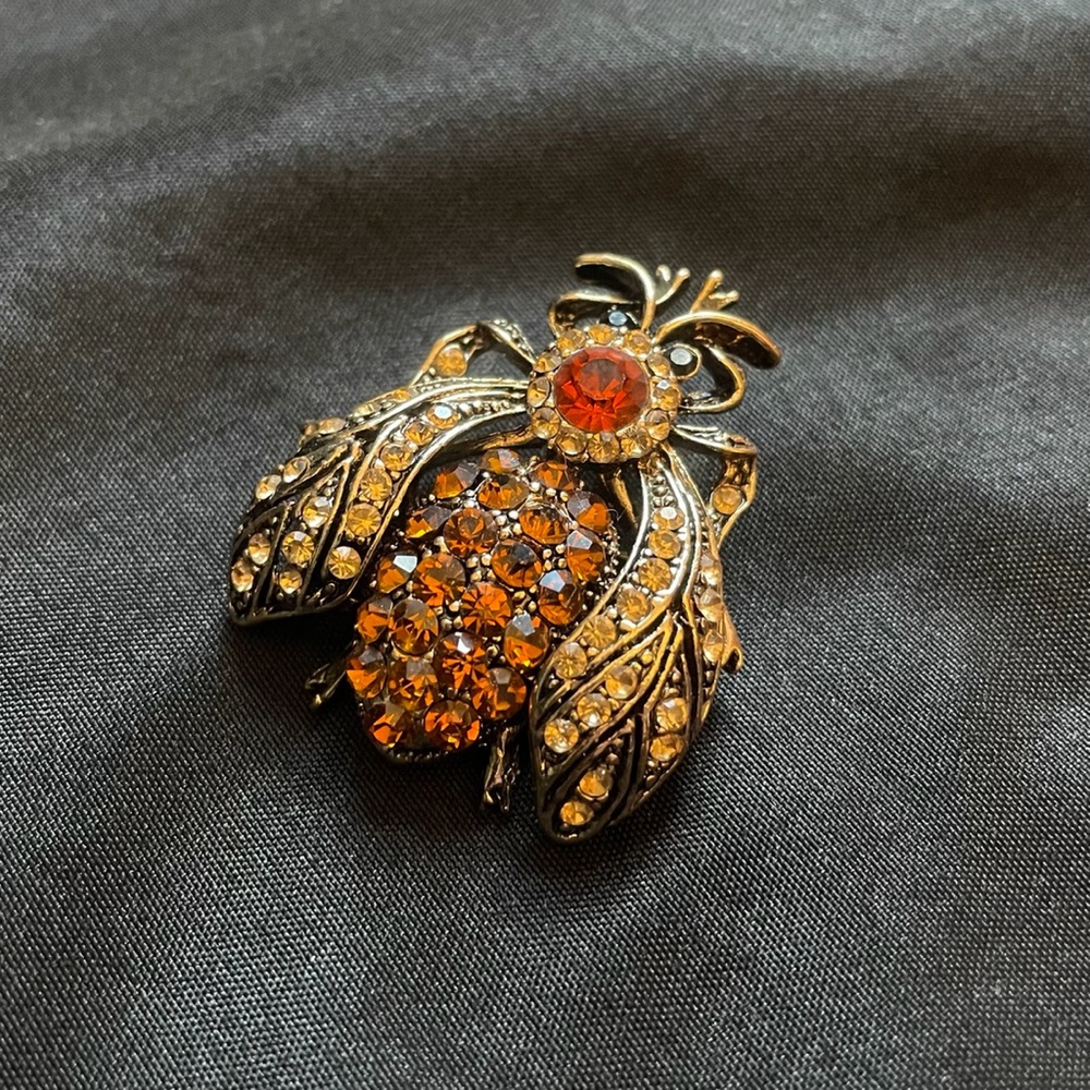 Rhinestone Bumblebee Brooch Pin